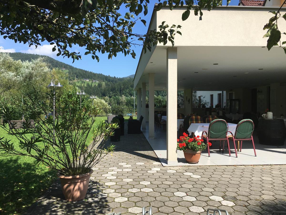 Hotel Delalut Ravne na Koroskem Esterno foto
